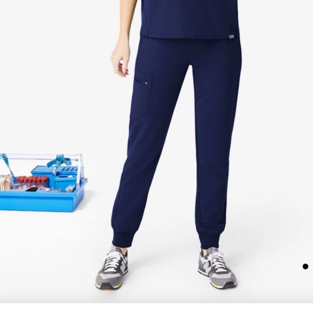 FIGS Navy blue jogger scrub pant